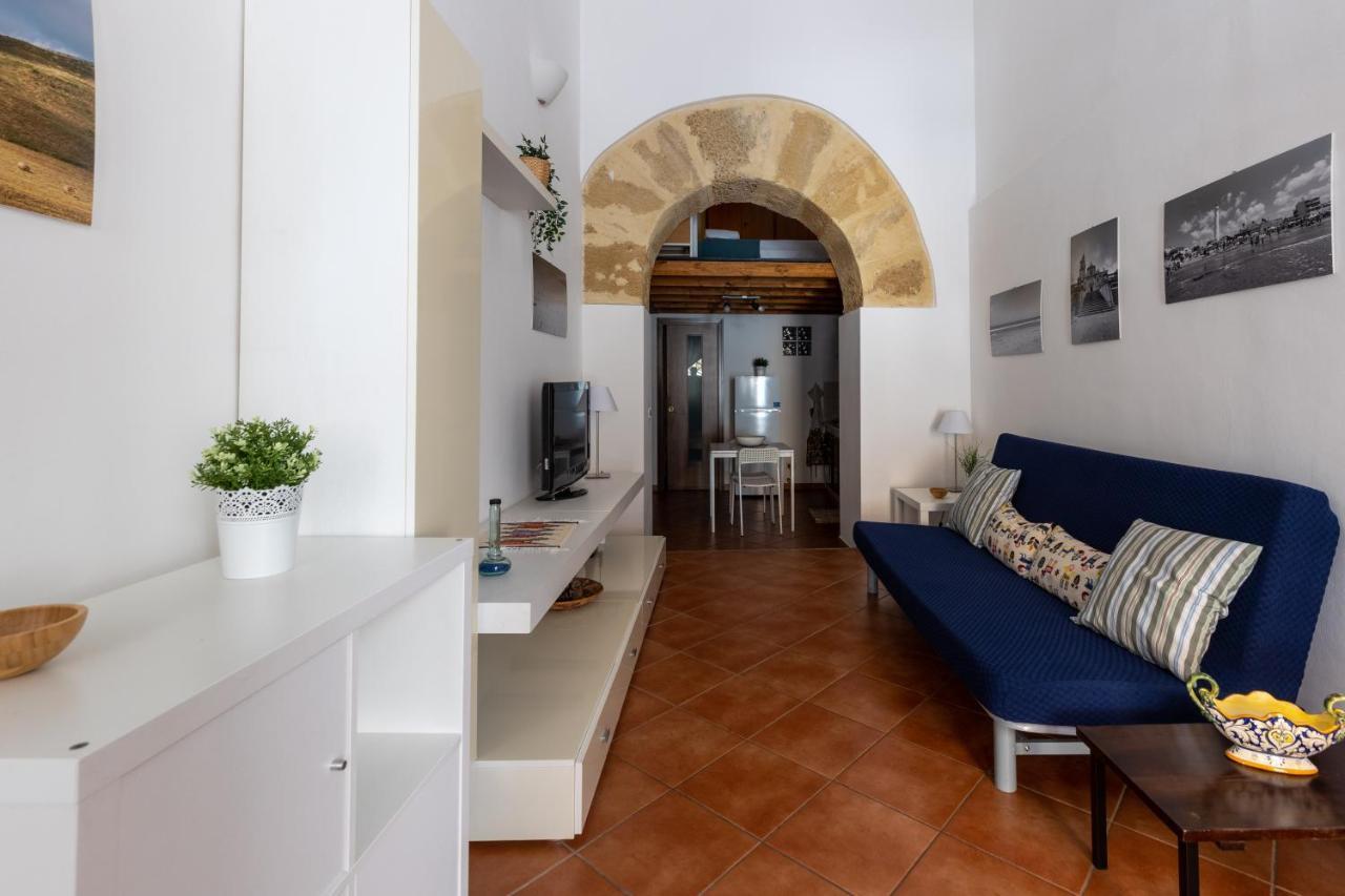 La Casa Del Cacciatore - Alloggio Con Terrazzo Apartment Palermo Exterior photo