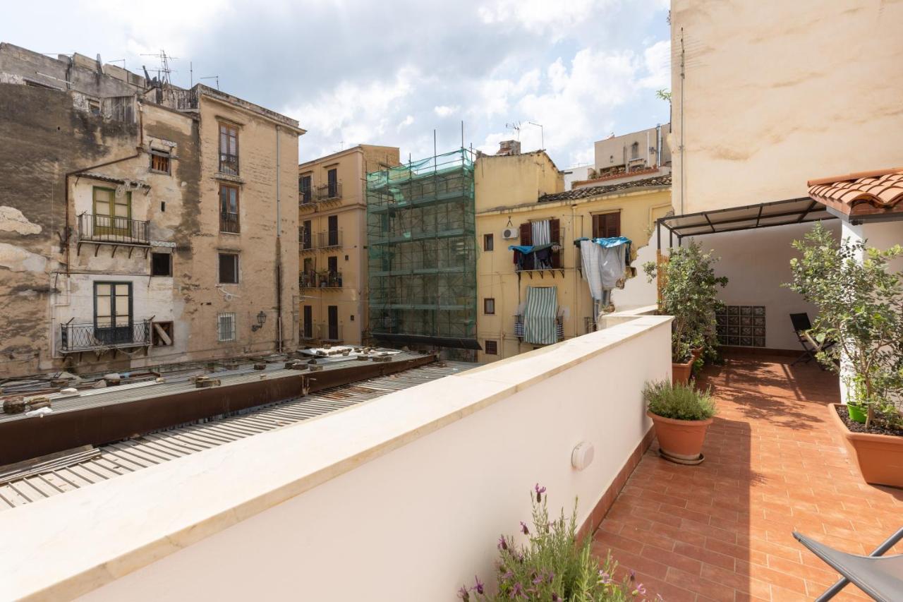 La Casa Del Cacciatore - Alloggio Con Terrazzo Apartment Palermo Exterior photo